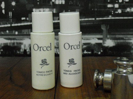 Tónico facial, refrescante e não alcoolico, optimos na limpeza da pele e com um efeito refrescante sensacional.